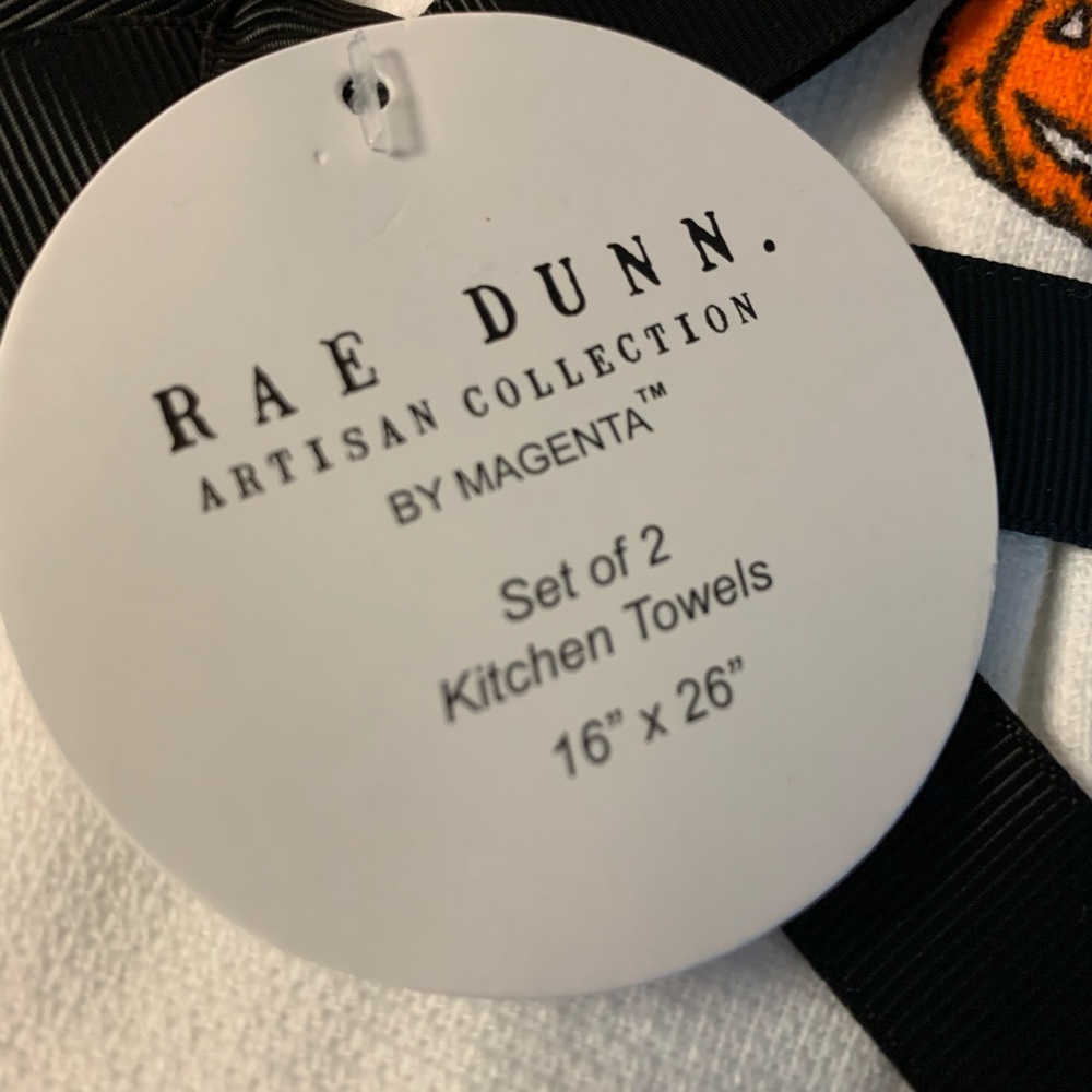 Rae Dunn “Trick Or Treat” LL Pumpkin 2PC Towel Set - Picture 3 of 8